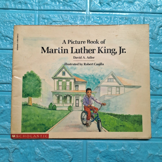 A Picture Book of Martin Lurther King - Good Condition Paperback - We Are Turners