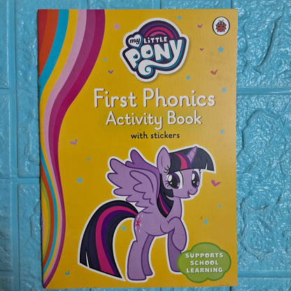 Mt little pony - First phonics Activity book. - We Are Turners