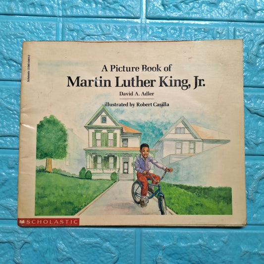 A Picture Book of Martin Lurther King - Good Condition Paperback