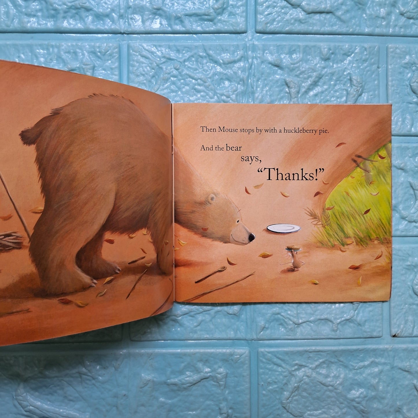 Bear Says Thanks - Very Good Condition Paperback